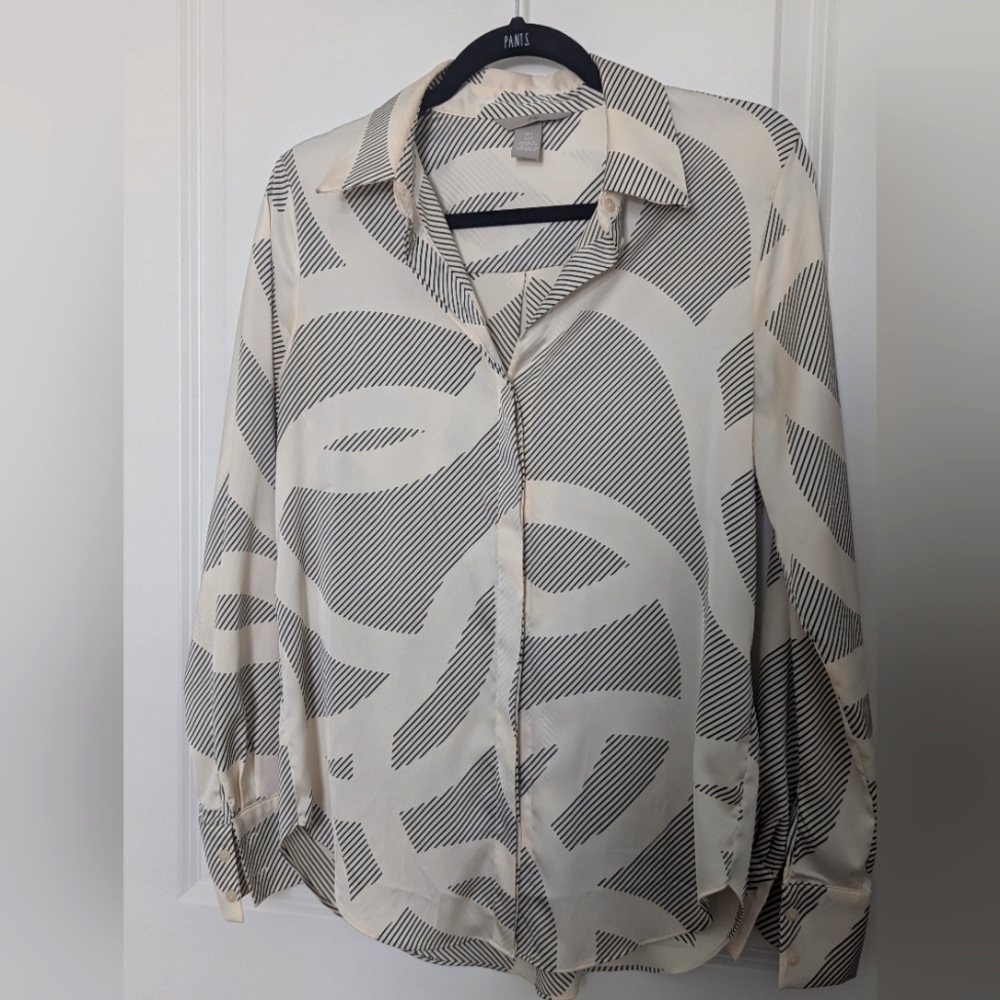 H&M Shirt, Size Small, Silky material